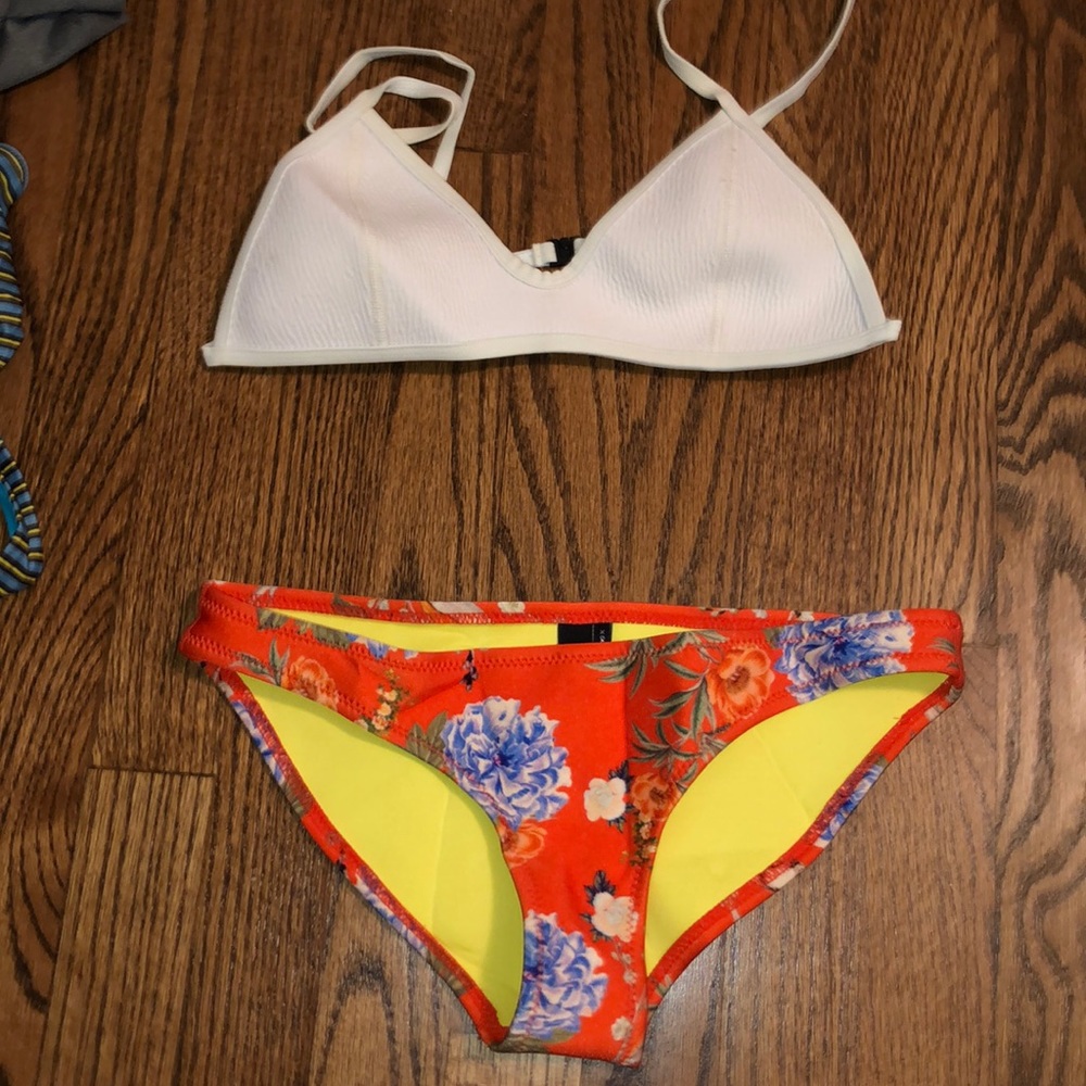 TRIANGL bikini